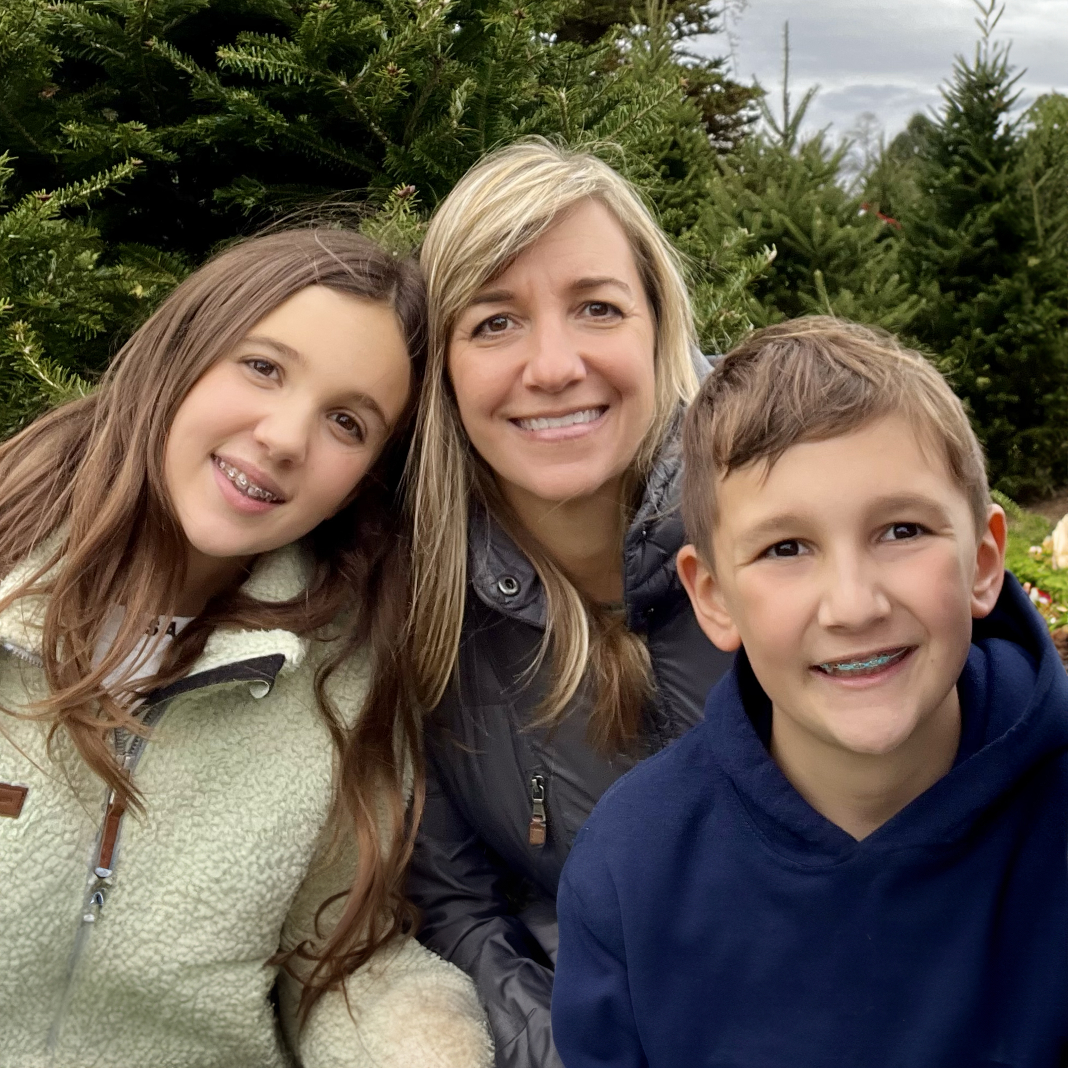 Erin Norman and her two children.